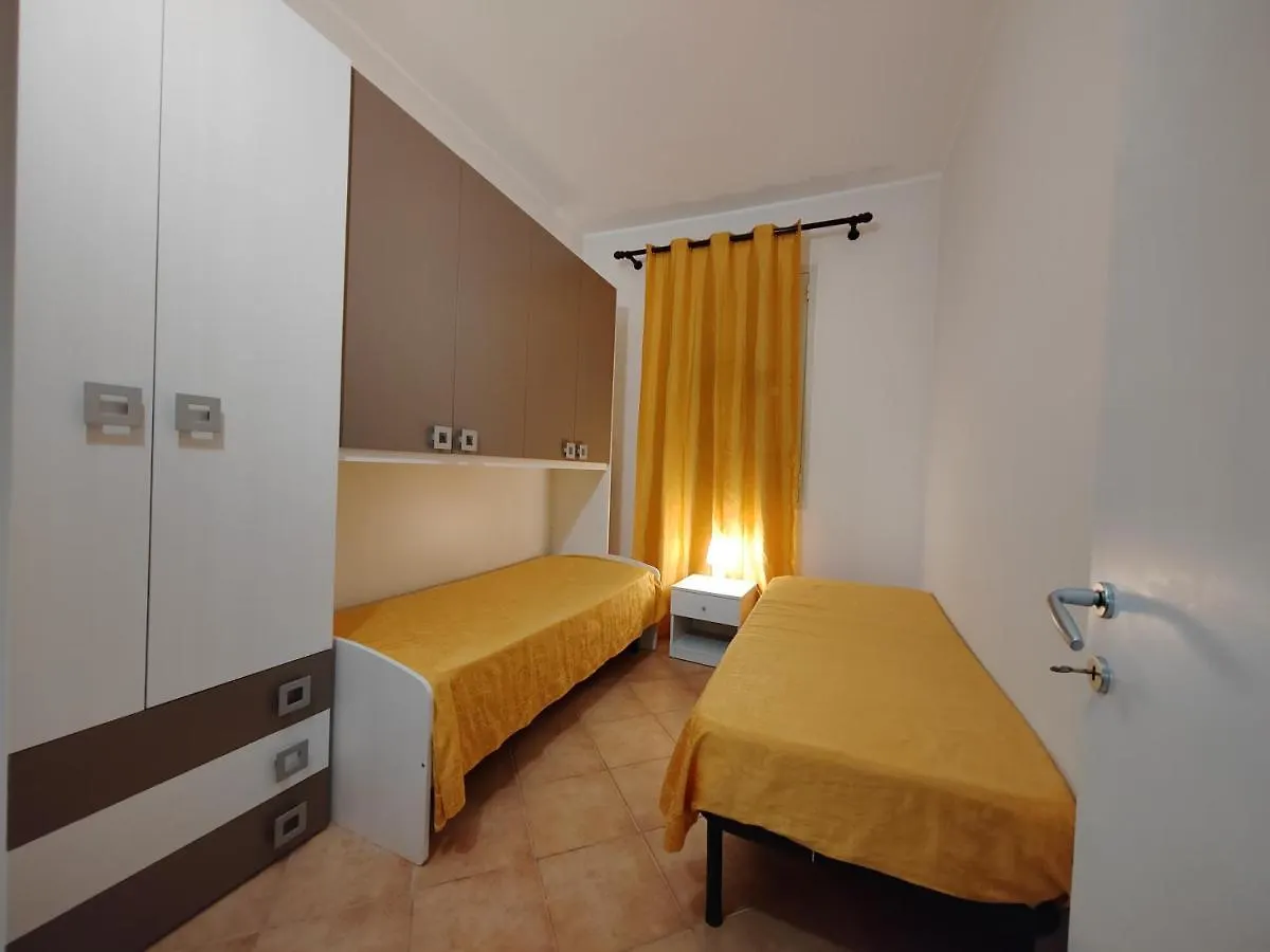 Xenia Garden 2 Apartment Avola