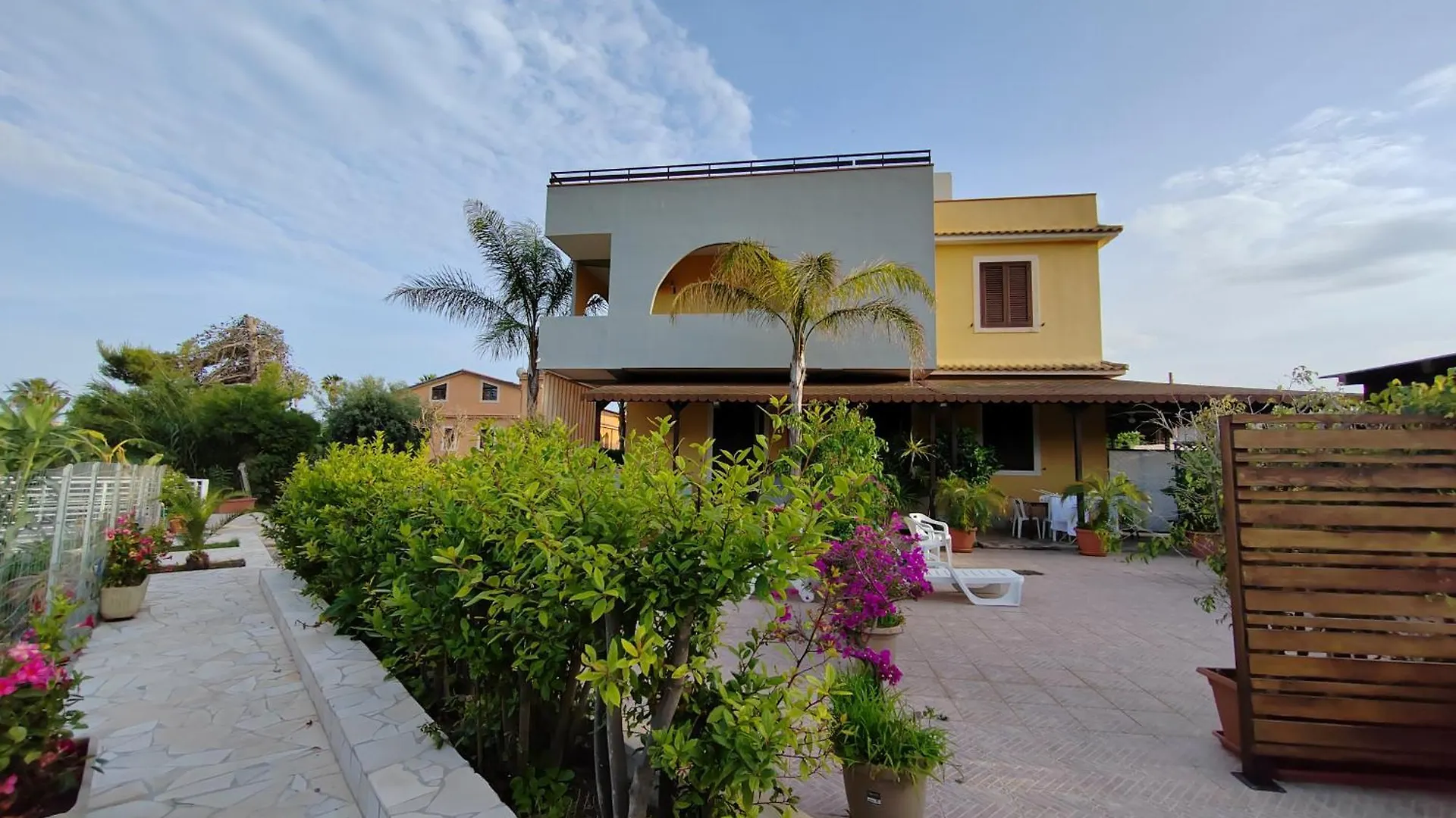 Apartamento Xenia Garden 2 Avola